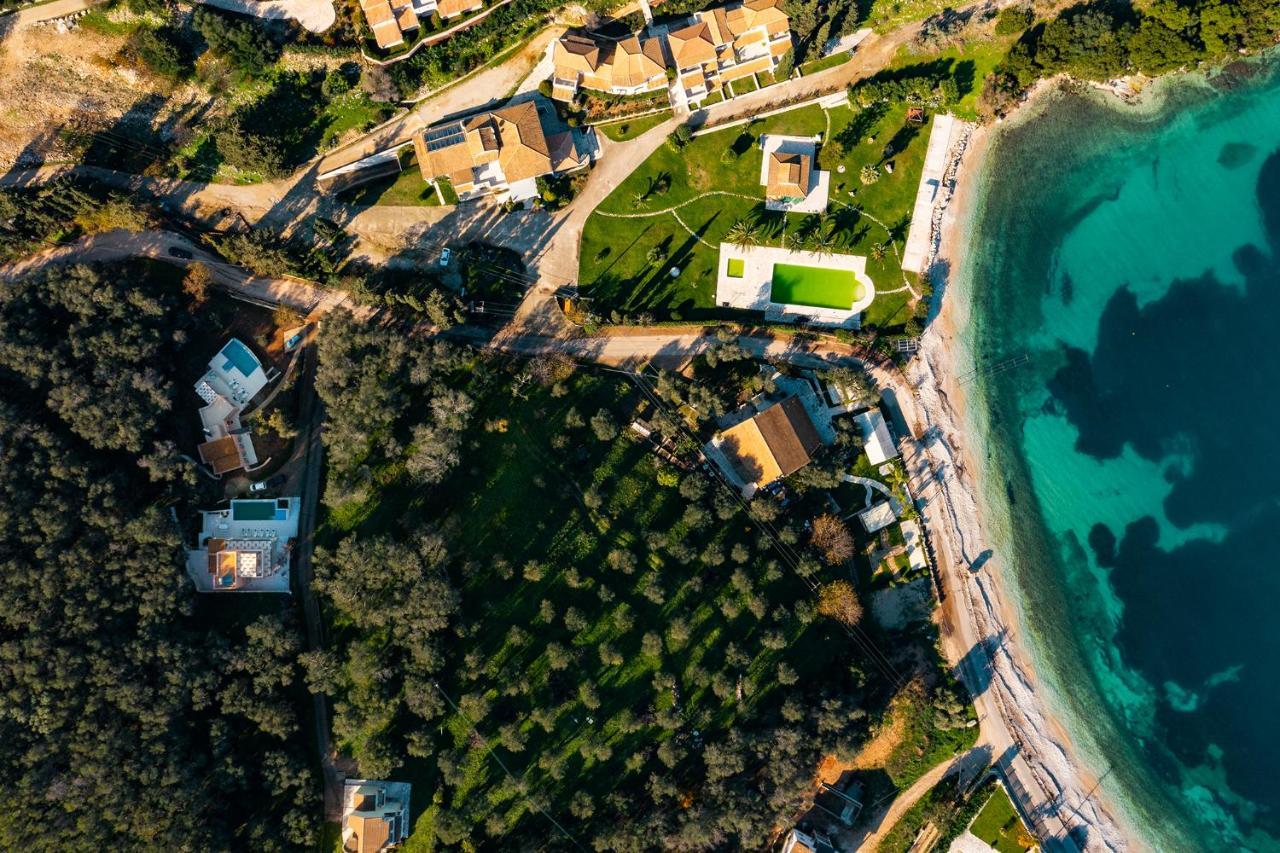 Villa Breeze & Villa Coco By Konnect, Avlaki Beach Kassiopi Exterior photo